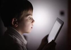 Ölkədə hər 10 uşaqdan 9-u smartfon istifadə edir