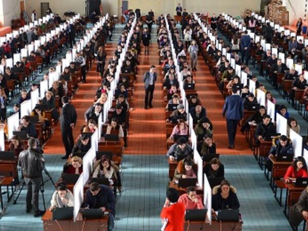 Müəllimlərin sertifikasiya imtahanının tarixi niyə açıqlanmır?