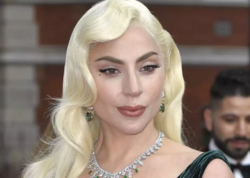 700 milyon qazancla rekord qırdı