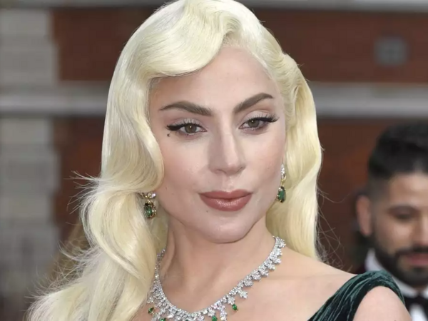 700 milyon qazancla rekord qırdı