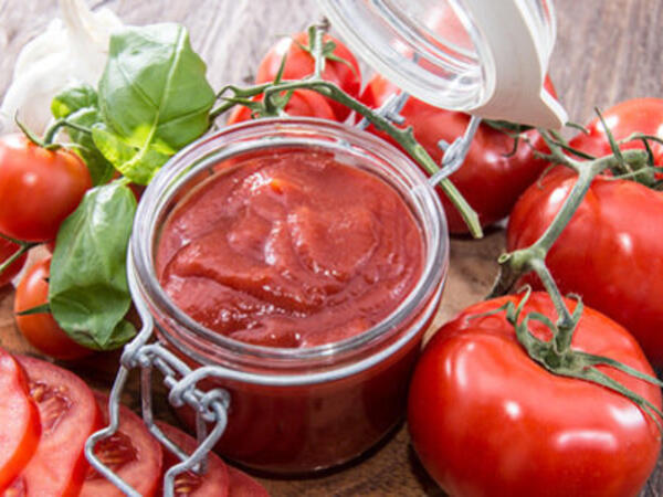 Pomidor pastasının kiflənməməsi üçün sadə üsul