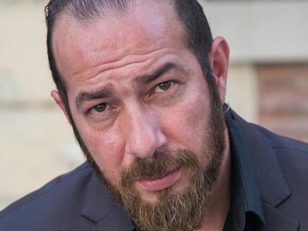 ""Dırnaqarası" bığıburma kişilər tərəfindən söyülür"