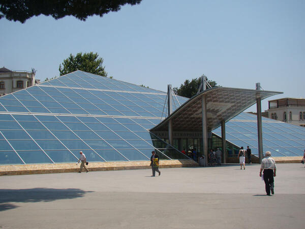 İçərişəhər metro stansiyasında böyük yeniliklər gözlənilir