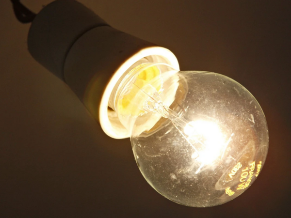 İşıq pulunu tam ödəyənlərə niyə yenidən məbləğ yazılır? – Səbəbi bəlli oldu