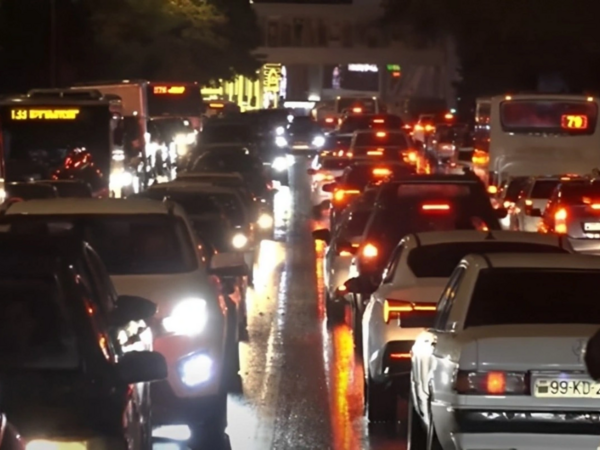 Xırdalan-Masazır dairəsindəki yol xaosu nə vaxt həll olunacaq?