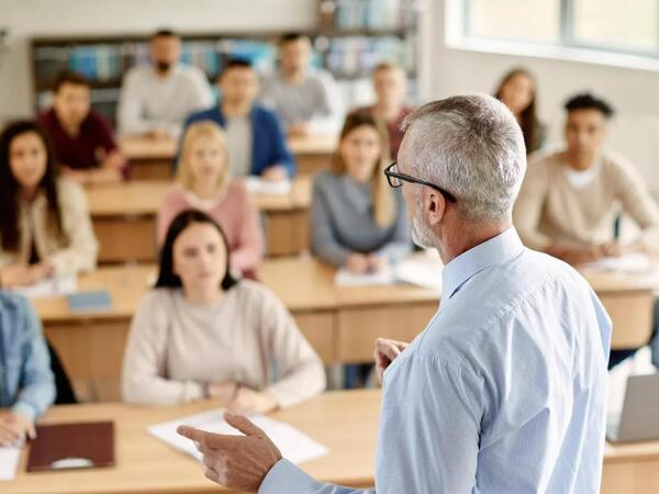 Universitetlər Bakıdan köçürüləcək?