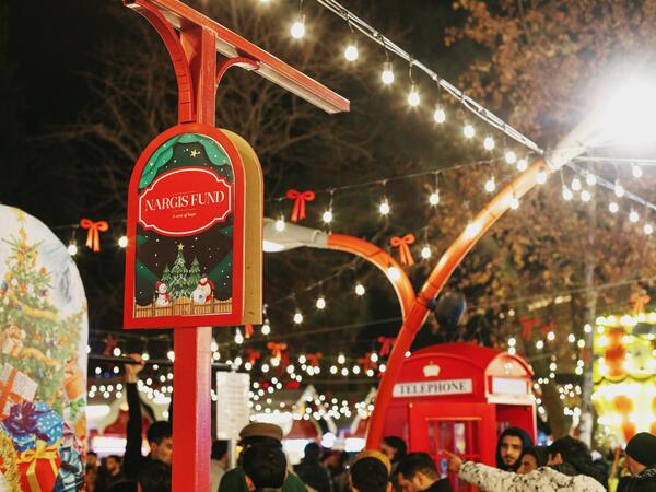 Fəvvaələr Meydanında güclü yanğın - <span class="color_red">VİDEO</span>