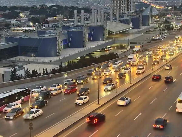 Tıxacda bu avtomobillərə dərhal yol verin! - Sürücülərə MÜRACİƏT