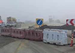 Bakıda bu yolda torpaq sürüşməsi TƏHLÜKƏSİ - Hərəkət  məhdudlaşdırıldı