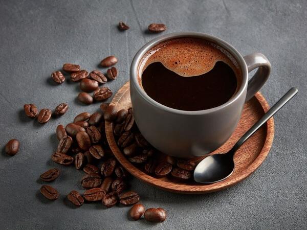 Qəhvə içməyənlər daha tez "dəli" OLURMUŞ