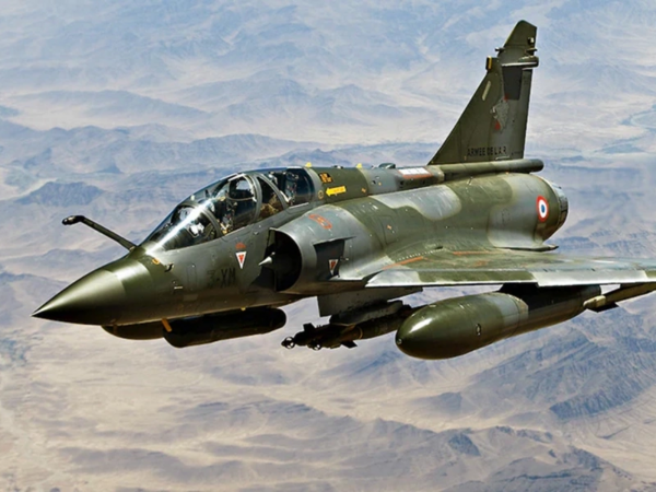 Fransa ilk &quot;Mirage 2000&quot; qırıcılarını Ukraynaya təhvil verdi - <span class="color_red">FOTO</span>