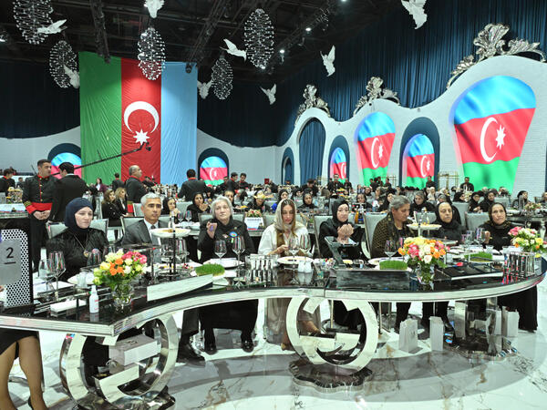 Arzu Əliyeva şəhid anaları ilə birgə iftar məclisində iştirak edib - <span class="color_red">FOTO</span>