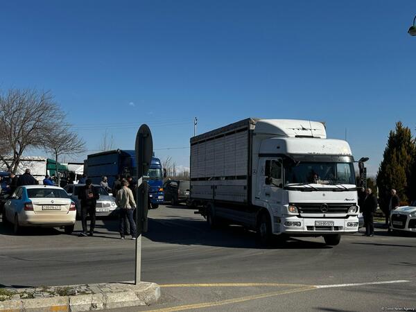 Həsənriz kəndinə növbəti köç karvanı yola salındı - FOTO