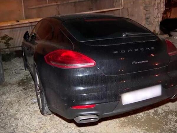 Gecə Bakıda &quot;Porsche&quot; ilə avtoxuliqanlıq edən qadın həbs olundu - VİDEO