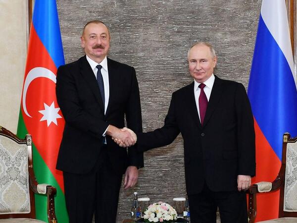 Vladimir Putin  İlham Əliyevi təbrik edib