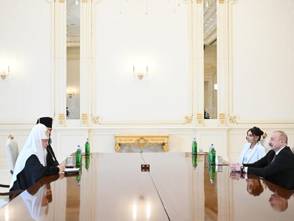 İlham Əliyev və Mehriban Əliyevа Moskvanın və Bütün Rusiyanın Patriarxı Kirill ilə görüşüblər - <span class="color_red">VİDEO - FOTO</span>