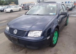 Bakıda “Volkswagen&quot; yandı