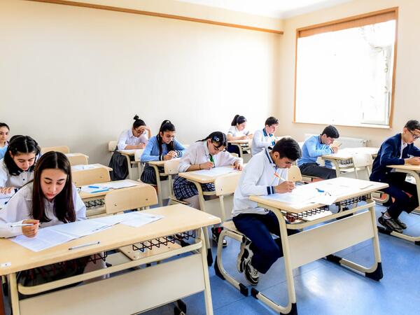 Universitetlərə qəbul imtahanlarının nəticələri açıqlandı
