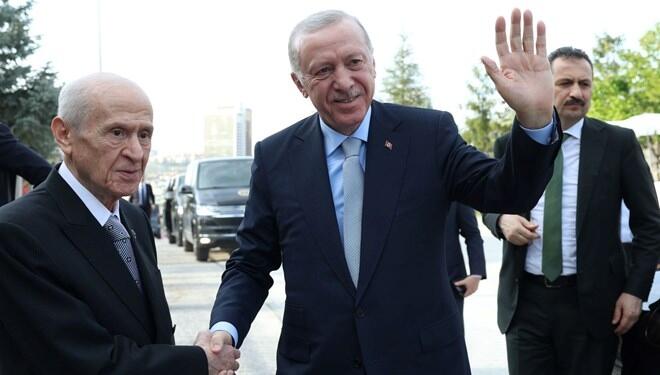 Ərdoğan Bahçelini evində ziyarət etdi -