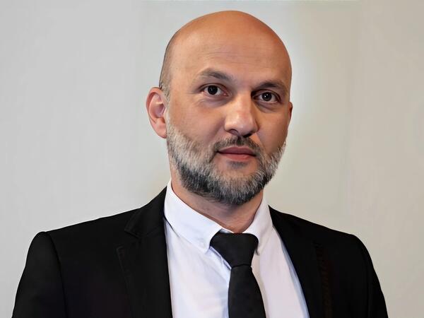 Tanınmış jurnalistə vəzifə verildi