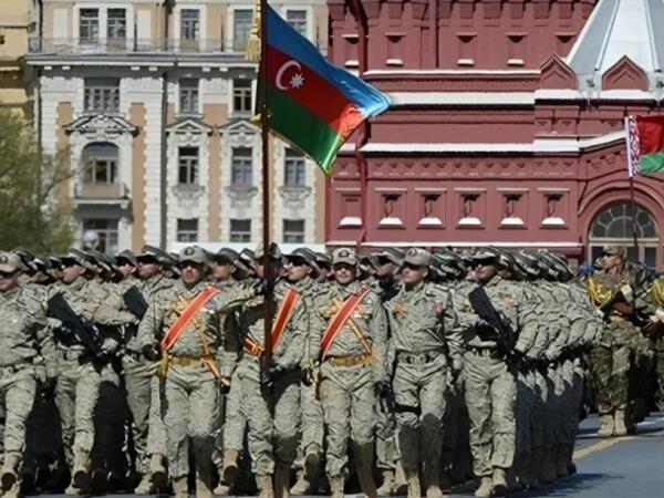 Hərbçilərimiz Moskvada - Qələbə paradının məşqində - <span class="color_red">VİDEO</span>