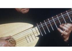 Gitara ifaçısı onunla toya getməyən müğənnini bıçaqladı - FOTO
