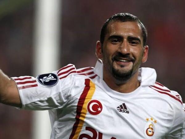 &quot;Qalatasaray&quot;ın sabiq futbolçusu həbs olundu - <span class="color_red">FOTO</span>