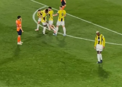 “Fənərbaxça” futbolçuları aranı qatdı - <span class="color_red">VİDEO</span>