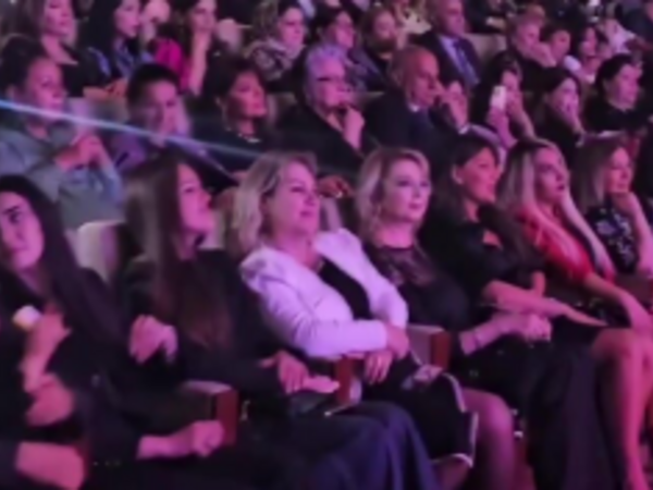 Mətanət İsgəndərli gəlininin görüntüsünü paylaşdı - Video