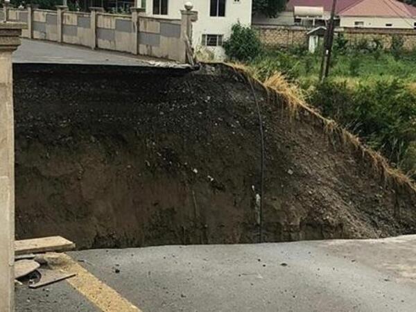 Bakıda körpü uçdu, bu yol bağlandı