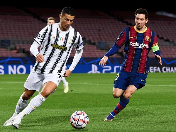 Futbol tarixinin ən yaxşı oyunçusu açıqlandı