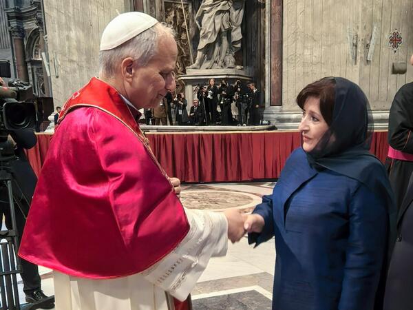 Milli Məclisin sədri Roma Papasının taxtaçıxma mərasimində iştirak edib - <span class="color_red">FOTO</span>