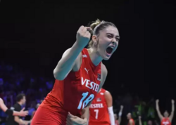 Zehra Güneşin VİLLAsı sosial medianı &quot;çalxaladı&quot;: bu detal... - <span class="color_red">FOTOlar</span>