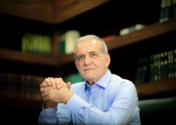 İran Prezidenti ürək əməliyyatı etdi - FOTO