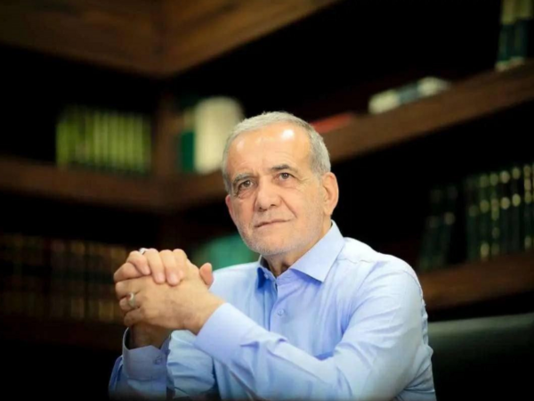 İran Prezidenti ürək əməliyyatı etdi - FOTO