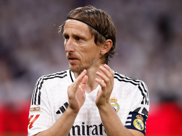Modriç buna görə &quot;Real&quot;dan <span class="color_red">getdi</span>
