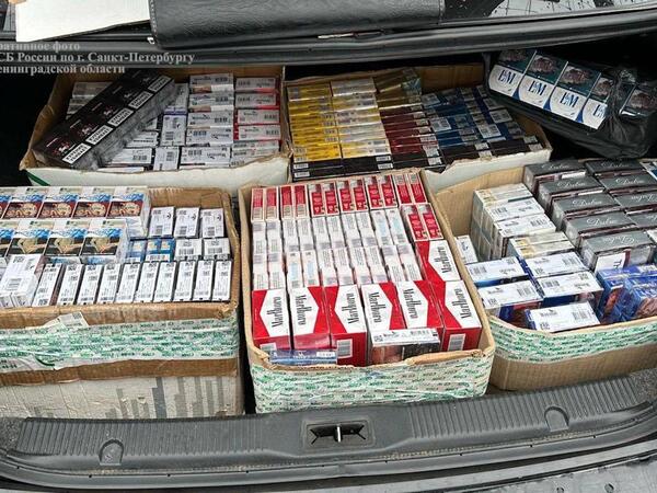 Azərbaycan vətəndaşları Sankt-Peterburqda saxlanıldı -  100 milyonluq mal əllərindən alındı - FOTO