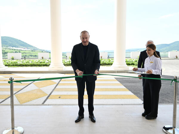 İlham Əliyev “Laçın” İstirahət Kompleksinin açılışında iştirak edib - FOTO