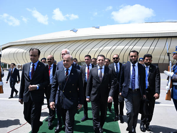 Məhəmməd Şahbaz Şərifin Azərbaycana səfəri başa çatıb