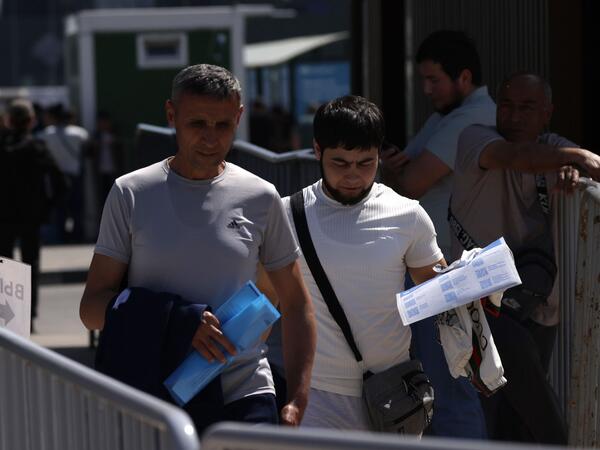 Rusiyaya işləməyə gedənlərin NƏZƏRİNƏ: Yeni şərt