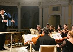 Amerikalı dirijor Sixto Montesinos’un rəhbərliyi ilə Q.Qarayev adına Dövlət Kamera Orkestrinin konserti baş tutdu - FOTO
