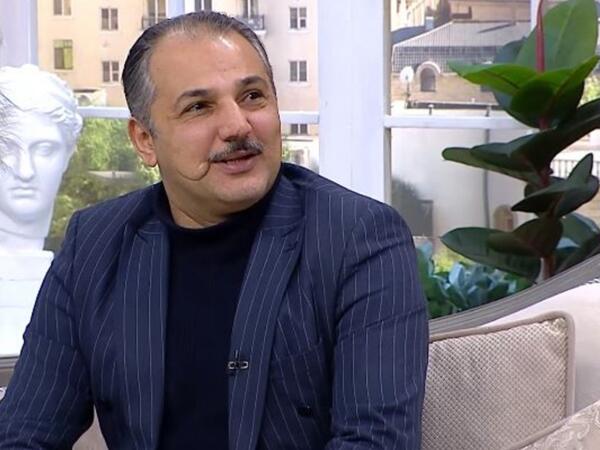 Vüqarın bu mahnılarına radioda qadağa qoyuldu