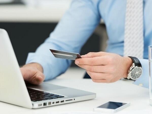 Xaricdə iş tələləri – Vətəndaşlar necə aldadılır?