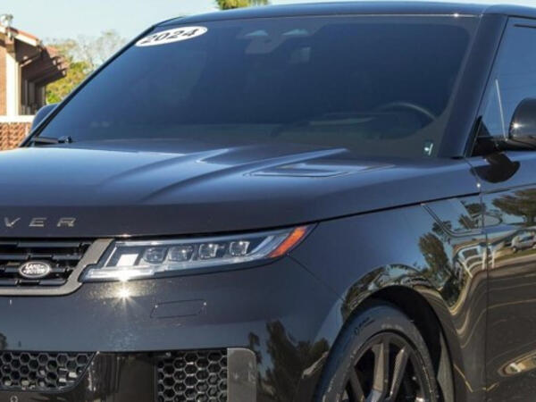 Aparıcı Zaur &quot;Range Rover&quot; ilə qəzaya düşdü - <span class="color_red">FOTO</span>