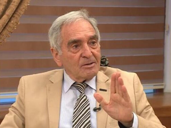 Xalq artisti heç nə demədən verilişdən &quot;yoxa çıxdı&quot;