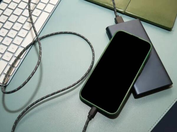 Bu model &quot;powerbank&quot;lar yana bilər