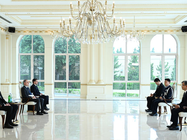 Prezident İlham Əliyev Kımqu Kanqın etimadnaməsini qəbul edib - FOTO
