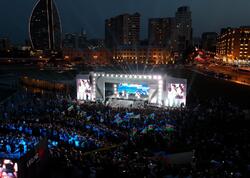 Heydər Əliyev Mərkəzinin parkında Milli Qurtuluş Günü münasibəti ilə konsert olub - <span class="color_red">FOTO</span>