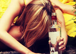 Alkoqol qadınlarda beynin immun müdafiəsini kişilərdən daha çox zədələyir