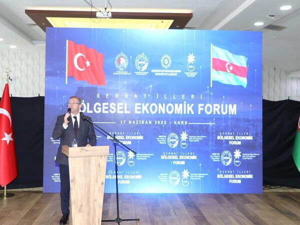 Qarsda Türkiyə-Azərbaycan Regional İqtisadi Forumu keçirilib - FOTO
